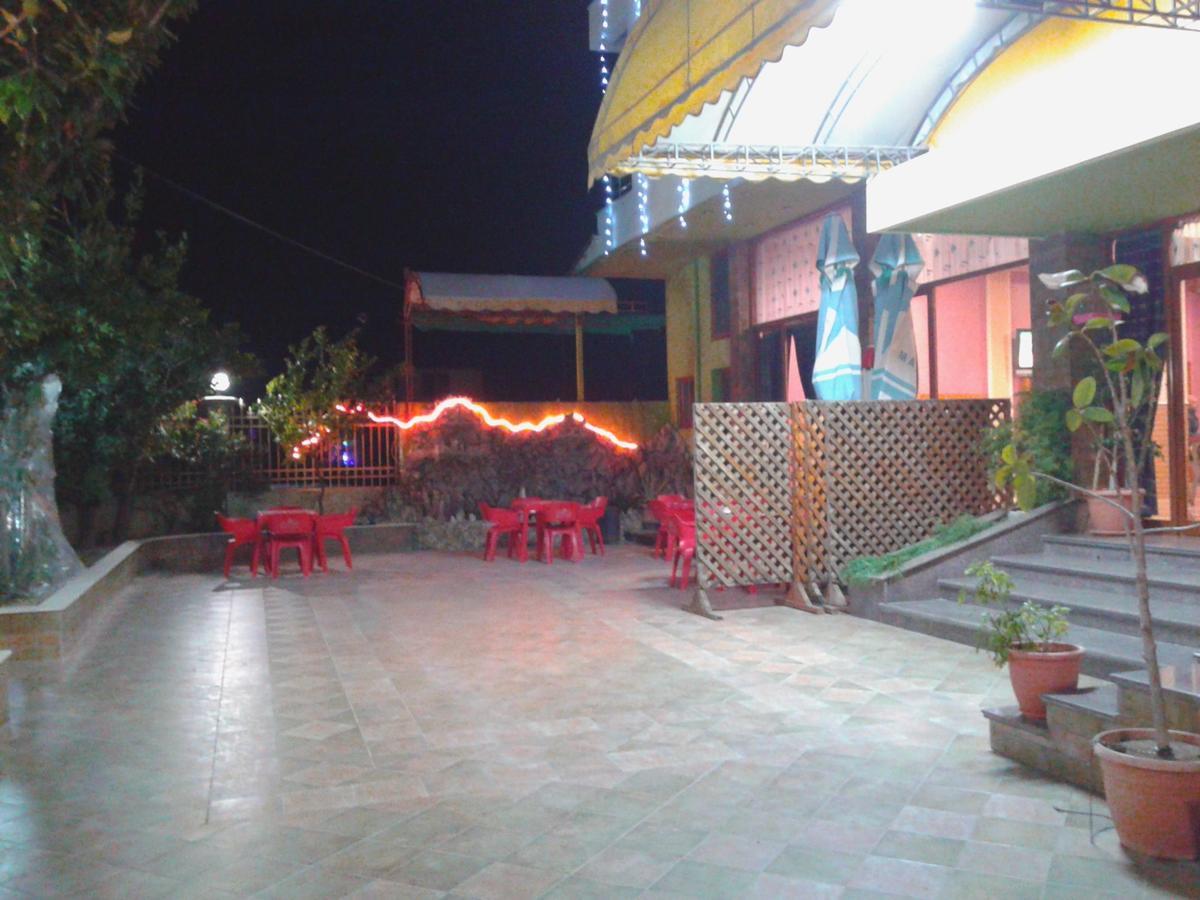 Hotel Gjeli Fier Exterior photo